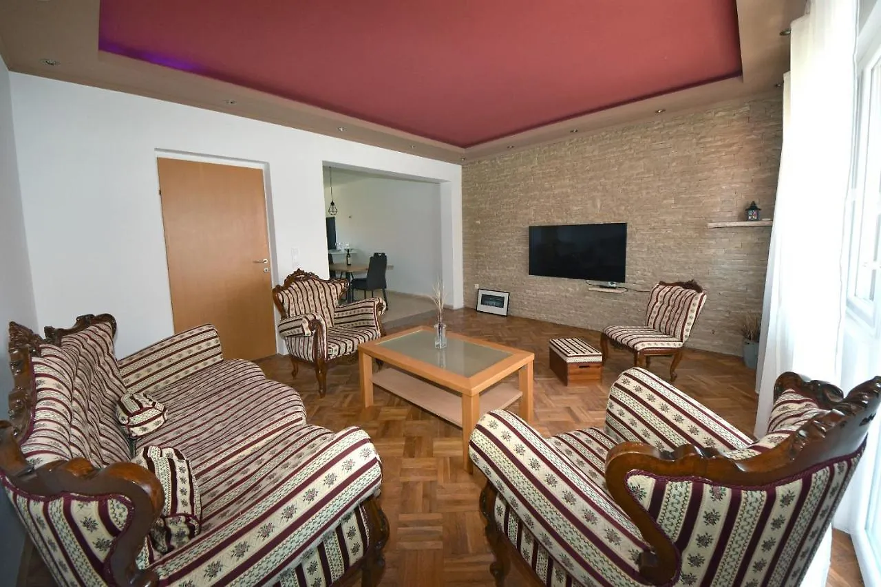 Family Apartment Sara Zadar