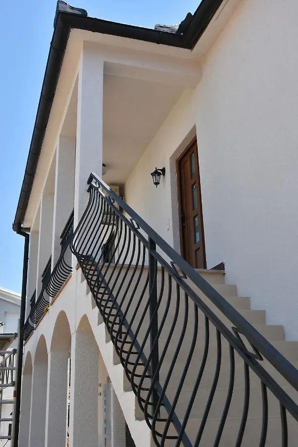 Family Apartment Sara Zadar
